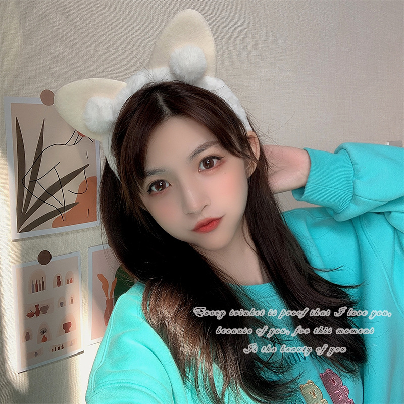 Japanese and Korean Cartoon Cute Little Wild Cat Headband Furry Triangle Cat Ears Fur Ball Face Washing Hair Fixer Headband Hairpin Tide