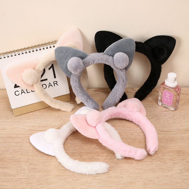Japanese and Korean Cartoon Cute Little Wild Cat Headband Furry Triangle Cat Ears Fur Ball Face Washing Hair Fixer Headband Hairpin Tide