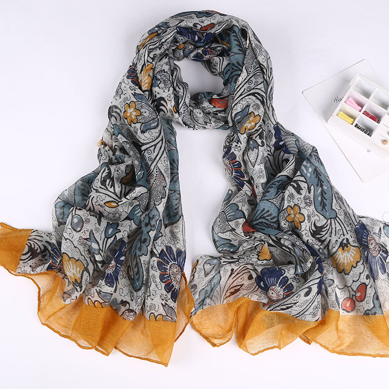2021 New Voile Bohemian Print Spring and Summer Leisure Women Scarf Shawl Hijabs