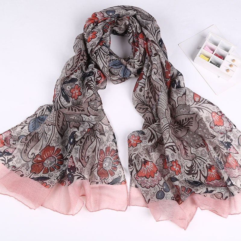 2021 New Voile Bohemian Print Spring and Summer Leisure Women Scarf Shawl Hijabs
