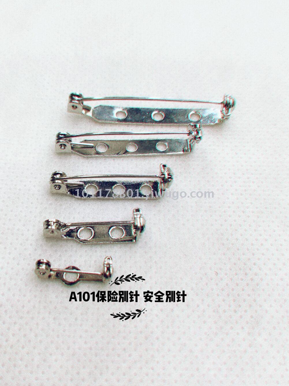 Simple safety pin