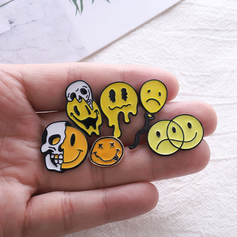 Smiley Face Facial Expression Avocado Balloon Crying Face Facial Expression Brooch Oil Alloy HighEnd Cartoon Brooch