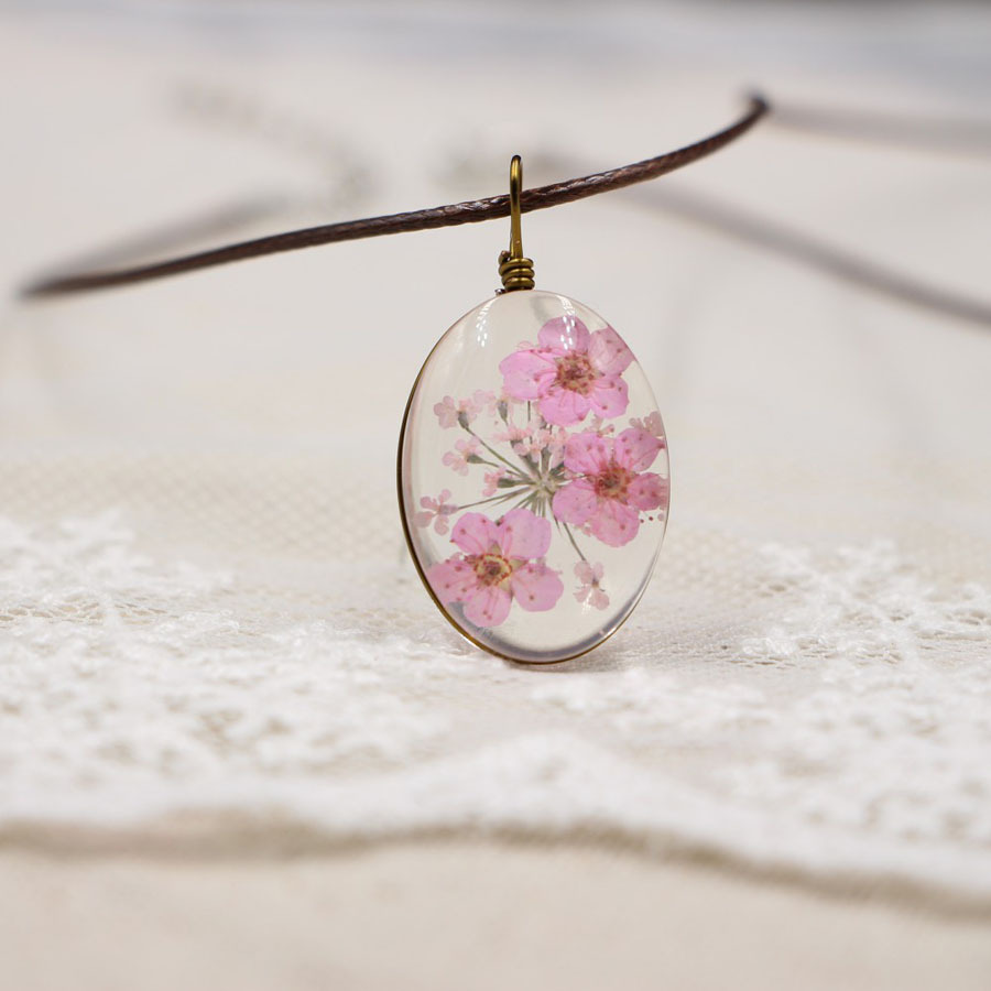 DIY Oval Time Stone Dried Flower Necklace Pendant Short Clavicle Chain Scenic Spot Preserved Fresh Flower Stall Dried Flower Ornament