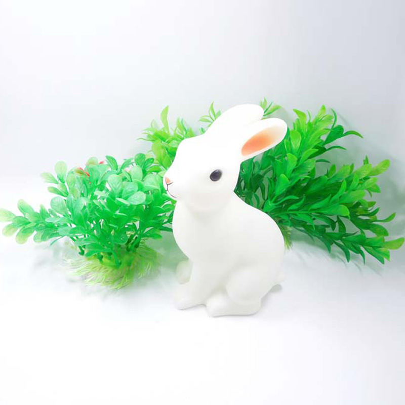 Manufacturers of innovative small night lights shine children&#039;s toys plastic gifts 3d rabbit headlights wholesale