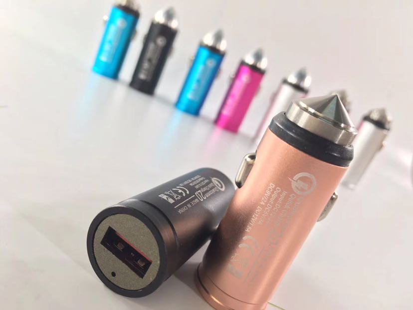 Bullet Car Charger Direct Charge 2.3A Qc2.0 Metal Car Charger Fast Charge