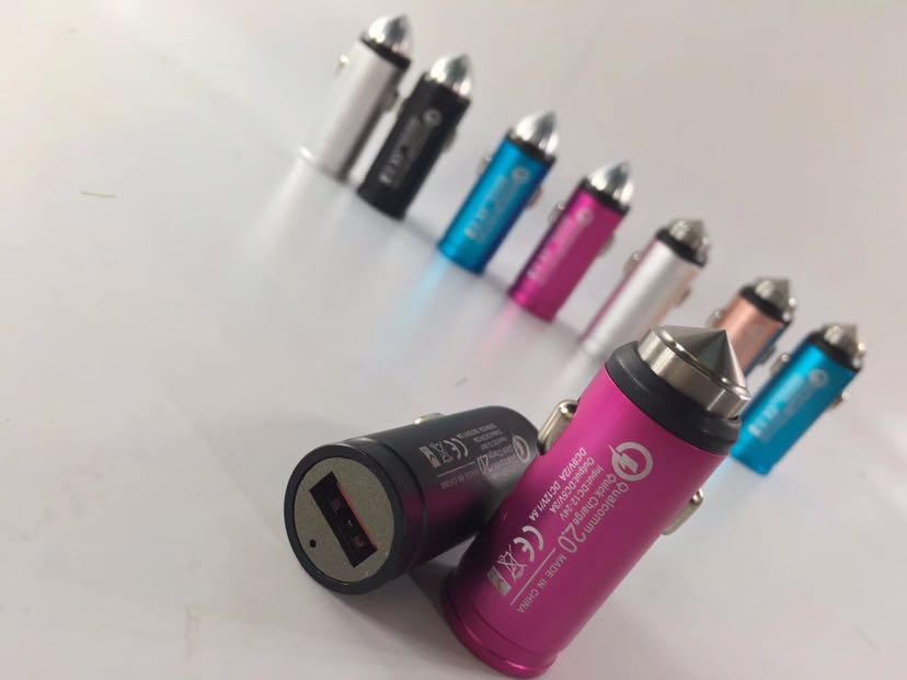 Bullet Car Charger Direct Charge 2.3A Qc2.0 Metal Car Charger Fast Charge