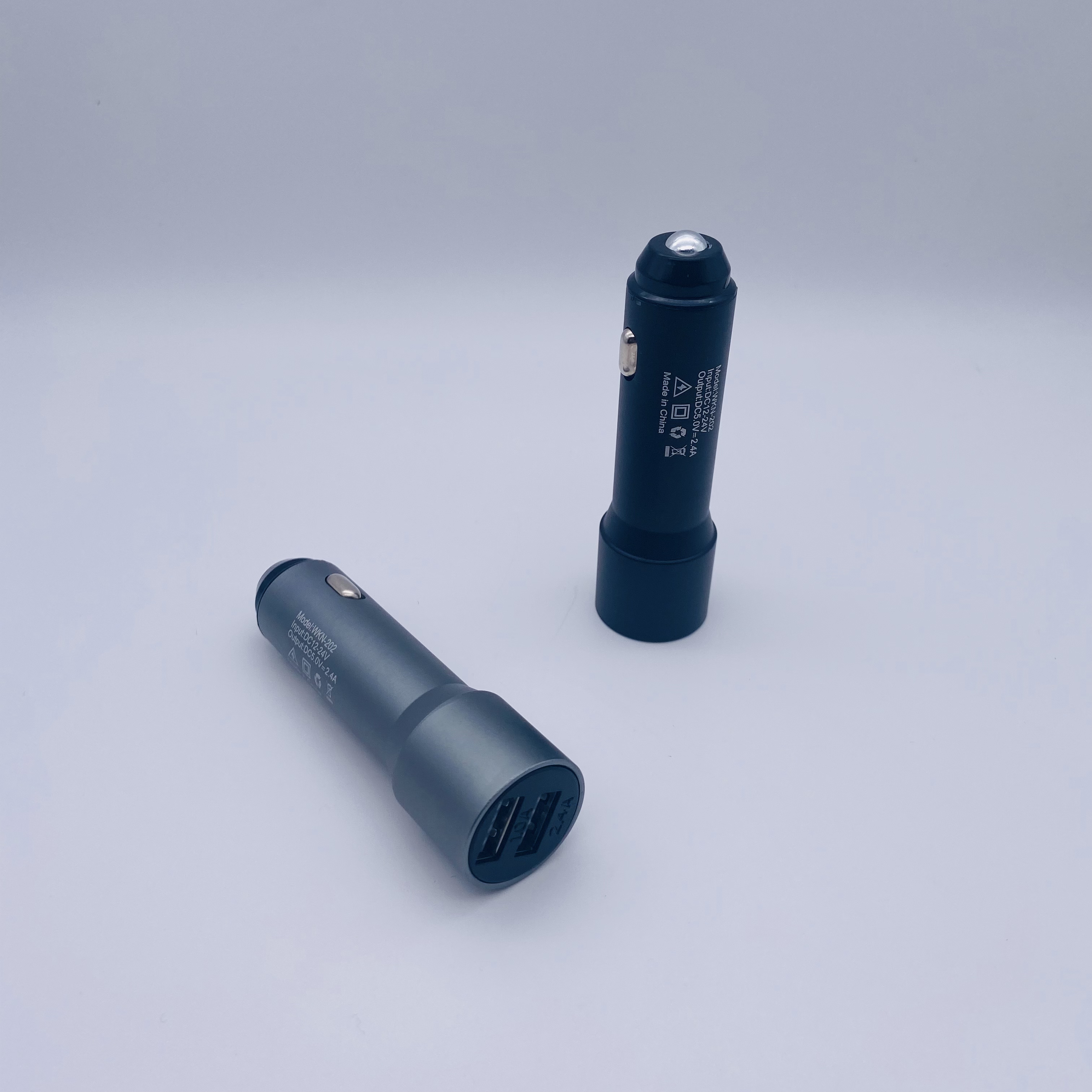 Export to Russia Central Asian Countries Popular Rocket Car Charger Lengthened Aluminum Alloy MobilePhone Smart Charger