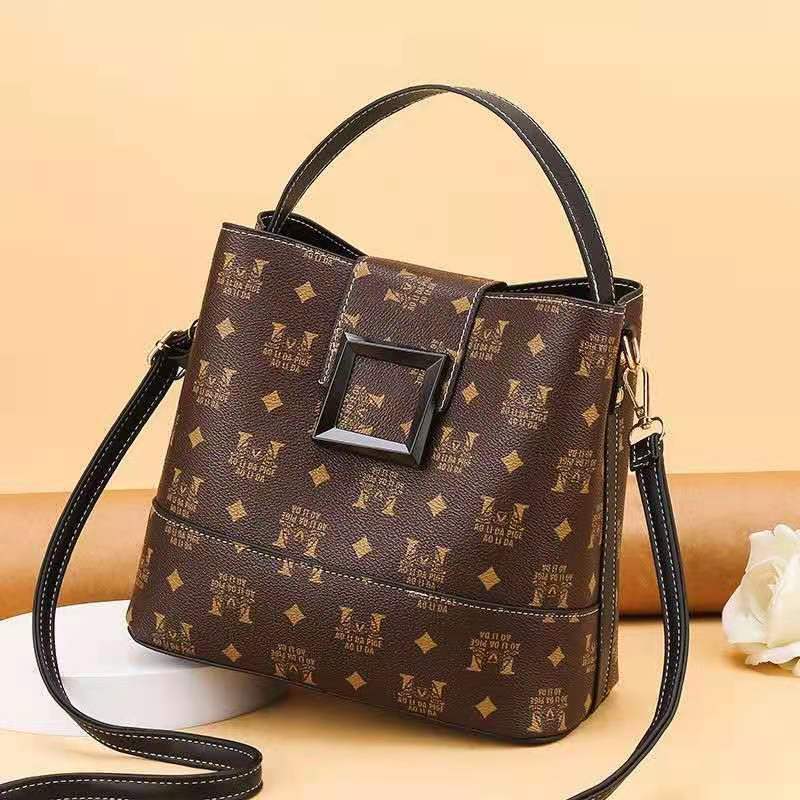 Internet Celebrity Same Tote Creative Color Matching Women's Shoulder Bag New Fashion Bag Women's Bag Internet Celebrity Same Tote Creative Color Matching Women's Shoulder Bag New Fashion Bag Women's Bag