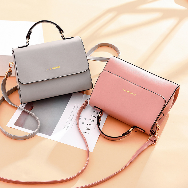 Factory Direct Sales Women&#039;s Handbag Women&#039;s Shoulder Bag Women&#039;s New Fashion Bag Schoolgirl Bag Wholesale