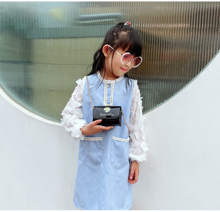 Children's Bags Mini Chain Shoulder Bag Cartoon Bag Graceful Mori Daisy Flower Small Square Bag Children's Bags Mini Chain Shoulder Bag Cartoon Bag Graceful Mori Daisy Flower Small Square Bag