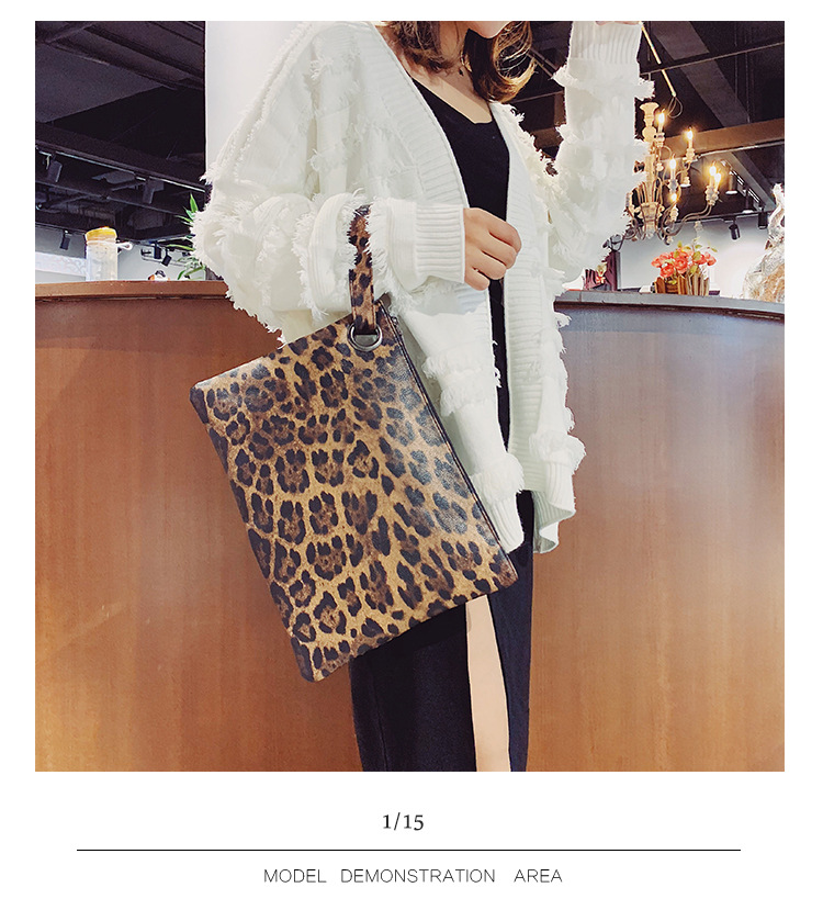 INS Clutch Female 2020 Trendy Korean Style Leopard Print Elegance Retro Hong Kong Style Fashion Tablet Bag INS Clutch Female 2020 Trendy Korean Style Leopard Print Elegance Retro Hong Kong Style Fashion Tablet Bag