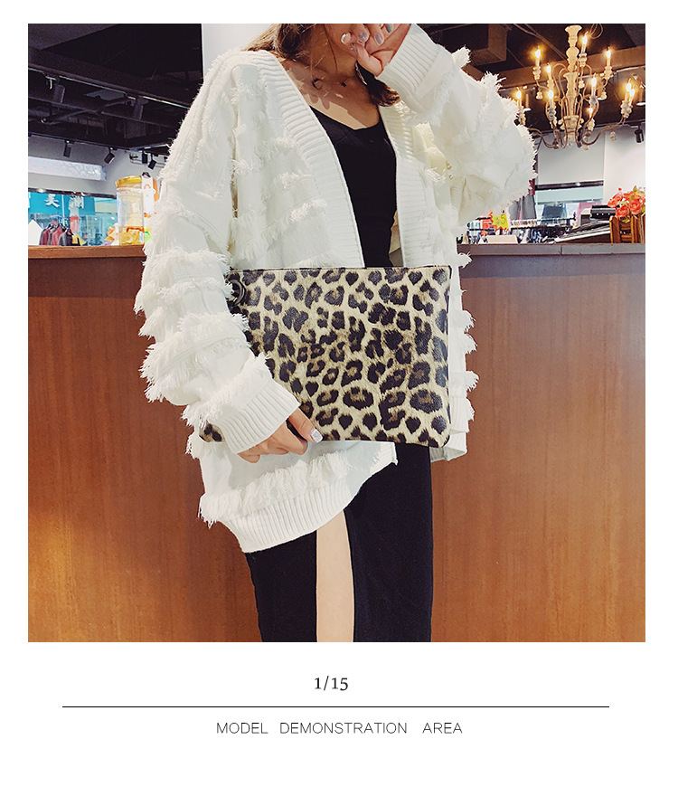 INS Clutch Female 2020 Trendy Korean Style Leopard Print Elegance Retro Hong Kong Style Fashion Tablet Bag INS Clutch Female 2020 Trendy Korean Style Leopard Print Elegance Retro Hong Kong Style Fashion Tablet Bag