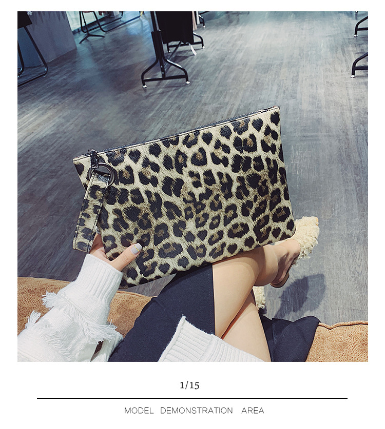 INS Clutch Female 2020 Trendy Korean Style Leopard Print Elegance Retro Hong Kong Style Fashion Tablet Bag INS Clutch Female 2020 Trendy Korean Style Leopard Print Elegance Retro Hong Kong Style Fashion Tablet Bag