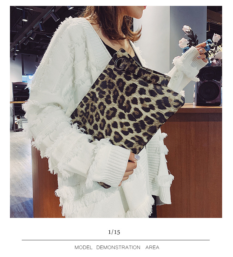 INS Clutch Female 2020 Trendy Korean Style Leopard Print Elegance Retro Hong Kong Style Fashion Tablet Bag INS Clutch Female 2020 Trendy Korean Style Leopard Print Elegance Retro Hong Kong Style Fashion Tablet Bag