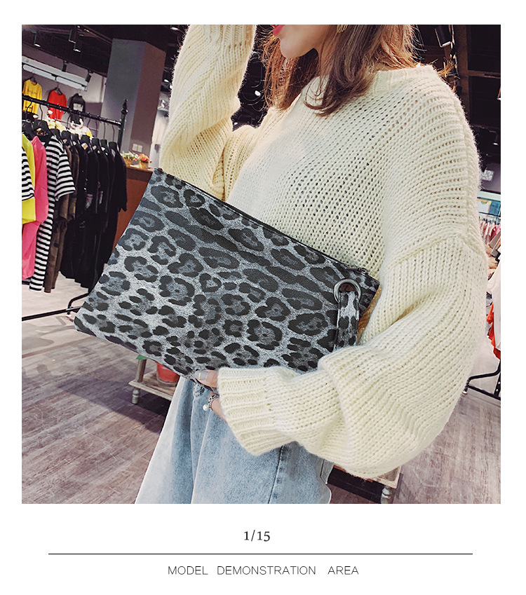 INS Clutch Female 2020 Trendy Korean Style Leopard Print Elegance Retro Hong Kong Style Fashion Tablet Bag INS Clutch Female 2020 Trendy Korean Style Leopard Print Elegance Retro Hong Kong Style Fashion Tablet Bag