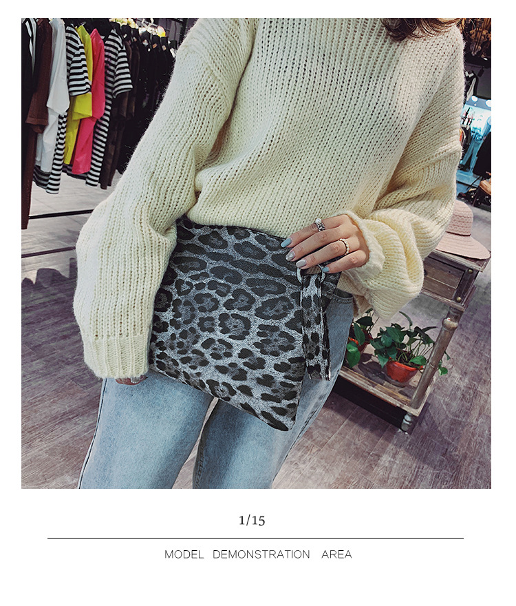 INS Clutch Female 2020 Trendy Korean Style Leopard Print Elegance Retro Hong Kong Style Fashion Tablet Bag INS Clutch Female 2020 Trendy Korean Style Leopard Print Elegance Retro Hong Kong Style Fashion Tablet Bag