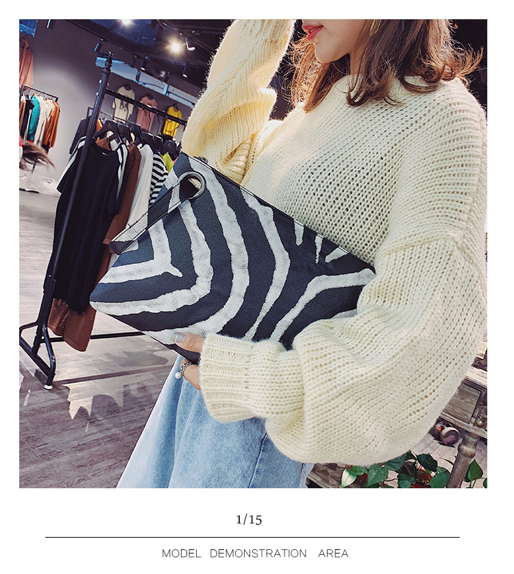 INS Clutch Female 2020 Trendy Korean Style Leopard Print Elegance Retro Hong Kong Style Fashion Tablet Bag INS Clutch Female 2020 Trendy Korean Style Leopard Print Elegance Retro Hong Kong Style Fashion Tablet Bag