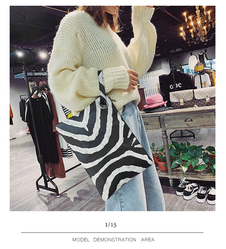 INS Clutch Female 2020 Trendy Korean Style Leopard Print Elegance Retro Hong Kong Style Fashion Tablet Bag INS Clutch Female 2020 Trendy Korean Style Leopard Print Elegance Retro Hong Kong Style Fashion Tablet Bag