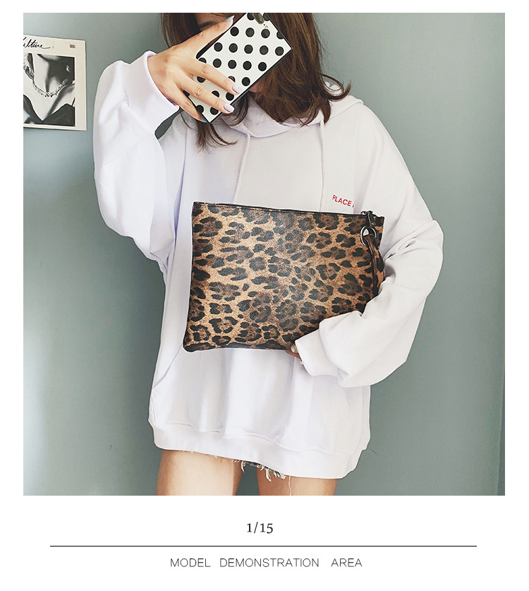 INS Clutch Female 2020 Trendy Korean Style Leopard Print Elegance Retro Hong Kong Style Fashion Tablet Bag INS Clutch Female 2020 Trendy Korean Style Leopard Print Elegance Retro Hong Kong Style Fashion Tablet Bag