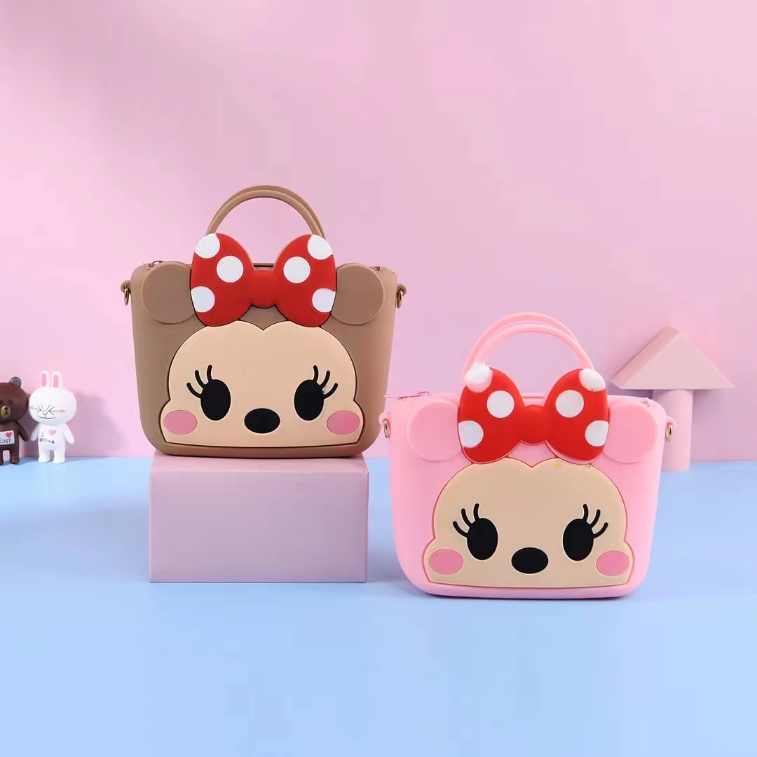 Cute Silicone Coin Purse Small Wallet Crossbody Card Holder with Zipper and Shoulder Strap Cute Silicone Coin Purse Small Wallet Crossbody Card Holder with Zipper and Shoulder Strap