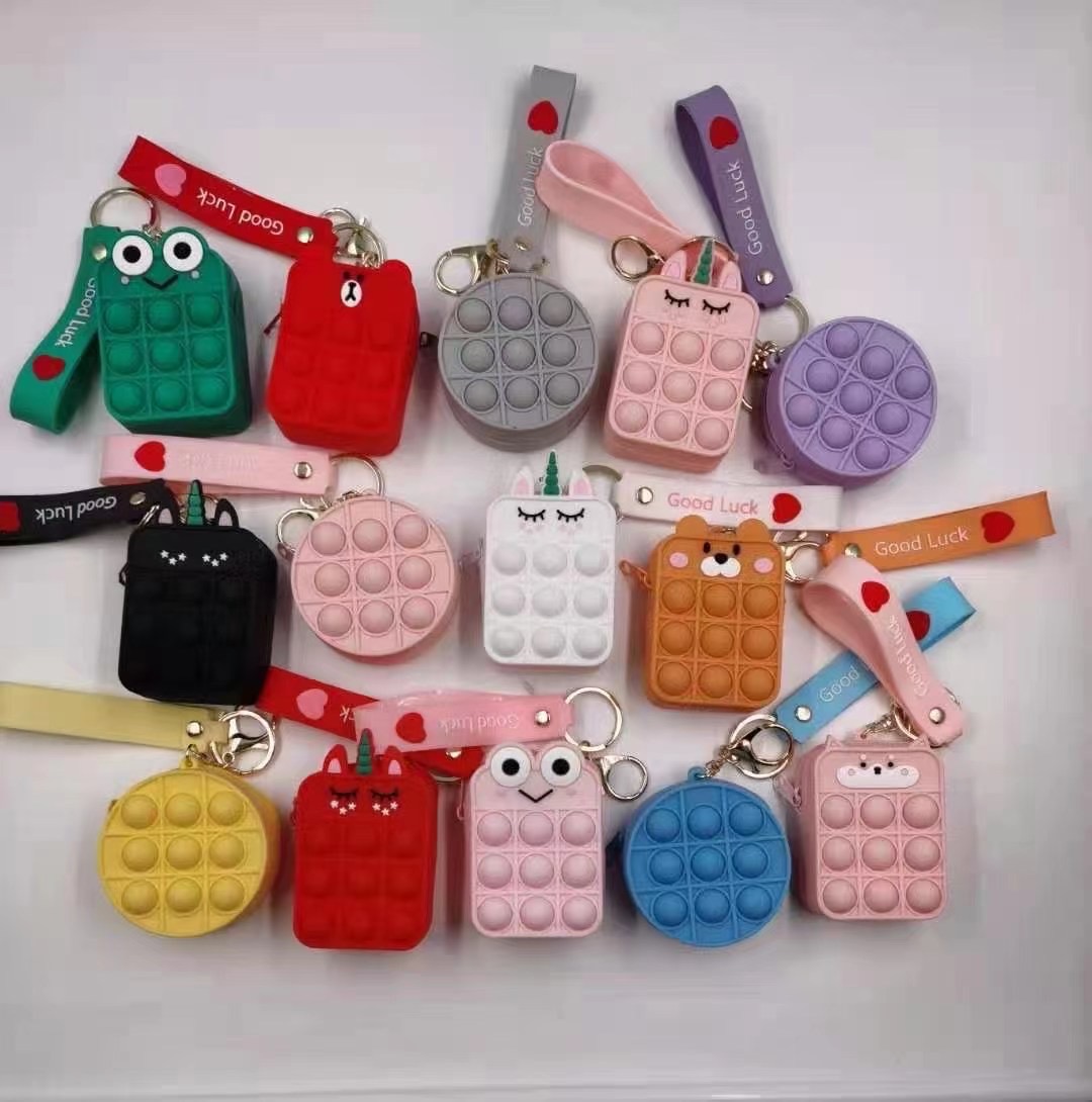 Cute Silicone Coin Purse Small Wallet Crossbody Card Holder with Zipper and Shoulder Strap Cute Silicone Coin Purse Small Wallet Crossbody Card Holder with Zipper and Shoulder Strap