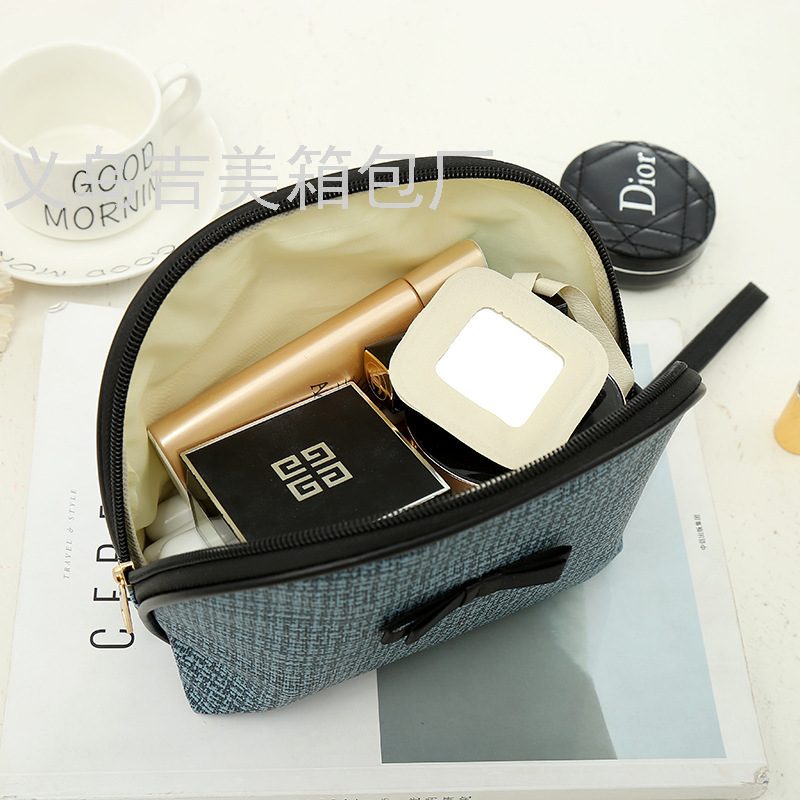 Travel Cosmetic  Portable Cosmetics Clutch Coin Purse Women&#039;s Cosmetic Bag Clutch Embroidered Women Bag Small Square Bag