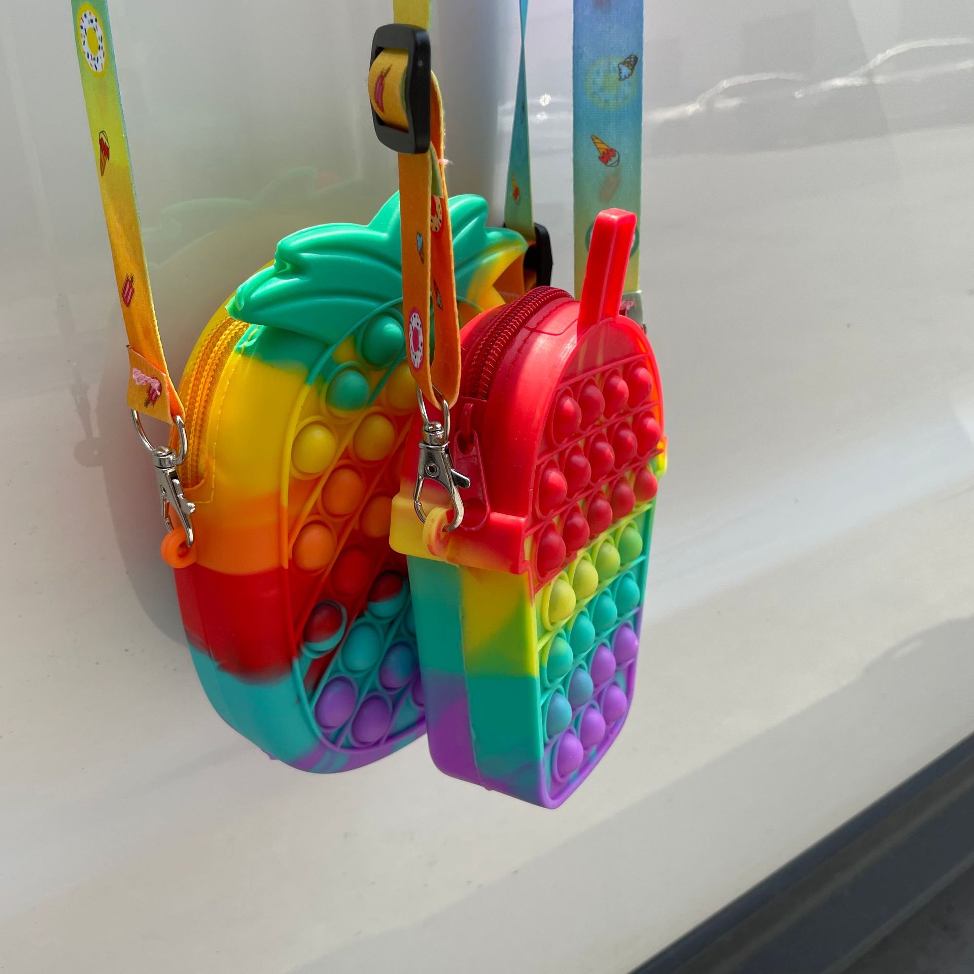New Deratization Pioneer Silicone Bag Decompression Bag Deratization Pioneer Bag Coin Purse Double-Sided Bubble Milk Tea Crossbody Bag