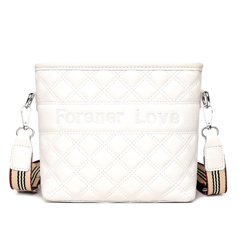 Cross-Border Genuine Leather Women&#039;s Bag Embroidery Thread Small Chanel-Style Bag Bucket Bag 2022 Trendy Fashion First Layer Leather One-Shoulder Messenger Bag