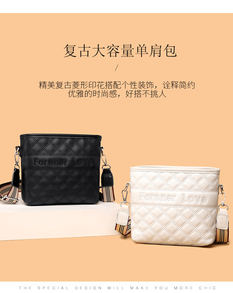 Cross-Border Genuine Leather Women's Bag Embroidery Thread Small Chanel-Style Bag Bucket Bag 2022 Trendy Fashion First Layer Leather One-Shoulder Messenger Bag