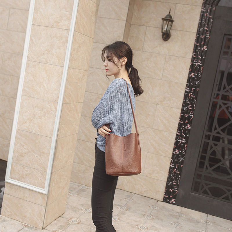 New Bucket Bag Pleated Messenger Bag Shopping Pu Women&#039;s Bag 2020 Korean Style Bag Women&#039;s Shoulder Bag