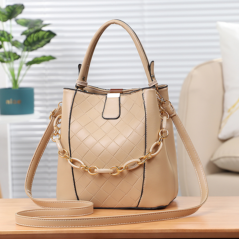 handbags bucket bag fashion bag crossbody bag Chain pendant All-Match women bag foreign popular style 13594