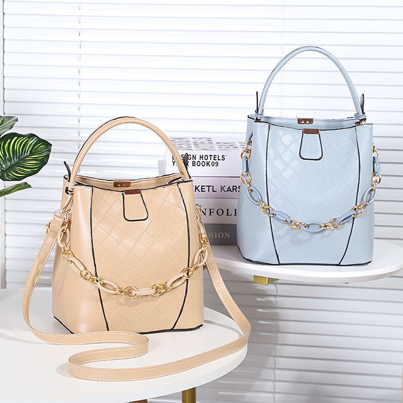 handbags bucket bag fashion bag crossbody bag Chain pendant All-Match women bag foreign popular style 13594