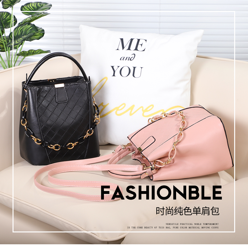 handbags bucket bag fashion bag crossbody bag Chain pendant All-Match women bag foreign popular style 13594