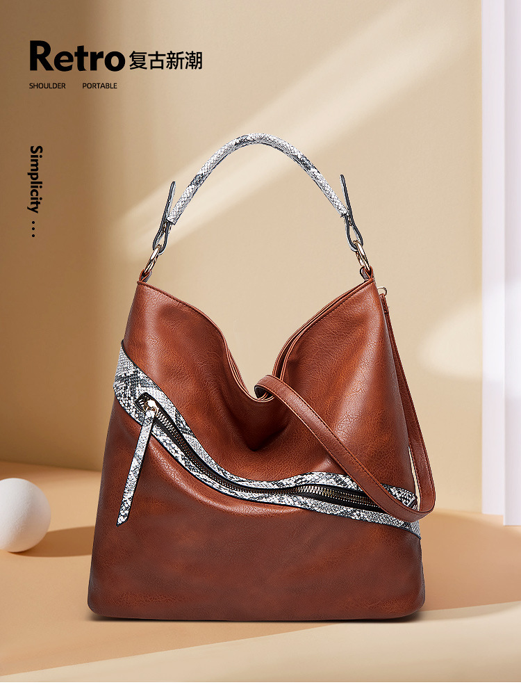 Foreign Trade 2021 Spring/Summer New Bucket Bag Snake Pattern Shoulder Bag Portable Big Bag European and American Fashion Women's Underarm Bag