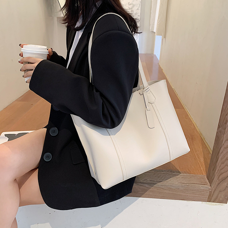 2021 New Trendy Women's Bag Net Red Casual Tote Bag All-Match Ins One-Shoulder Portable Bucket Bag