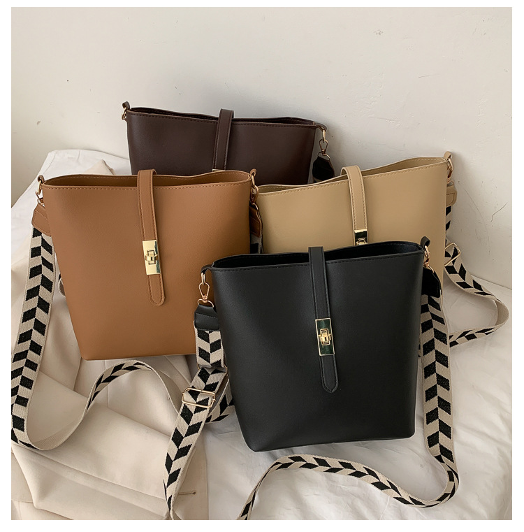 Vintage Bag Broadband Crossbody Bag Shoulder Western Style Bucket Bag