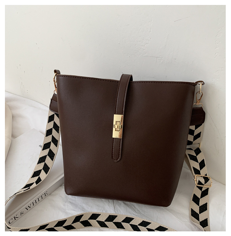 Vintage Bag Broadband Crossbody Bag Shoulder Western Style Bucket Bag