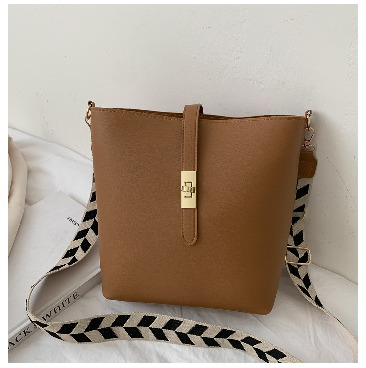 Vintage Bag Broadband Crossbody Bag Shoulder Western Style Bucket Bag