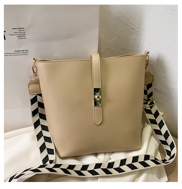 Vintage Bag Broadband Crossbody Bag Shoulder Western Style Bucket Bag