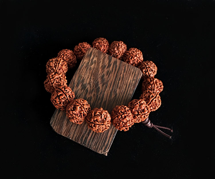 Hanging Ornament Rudraksha Car Decoration Beads Eighteen Prayer Beads HighEnd Creative Lucky Safe Trip Bracelet Whole