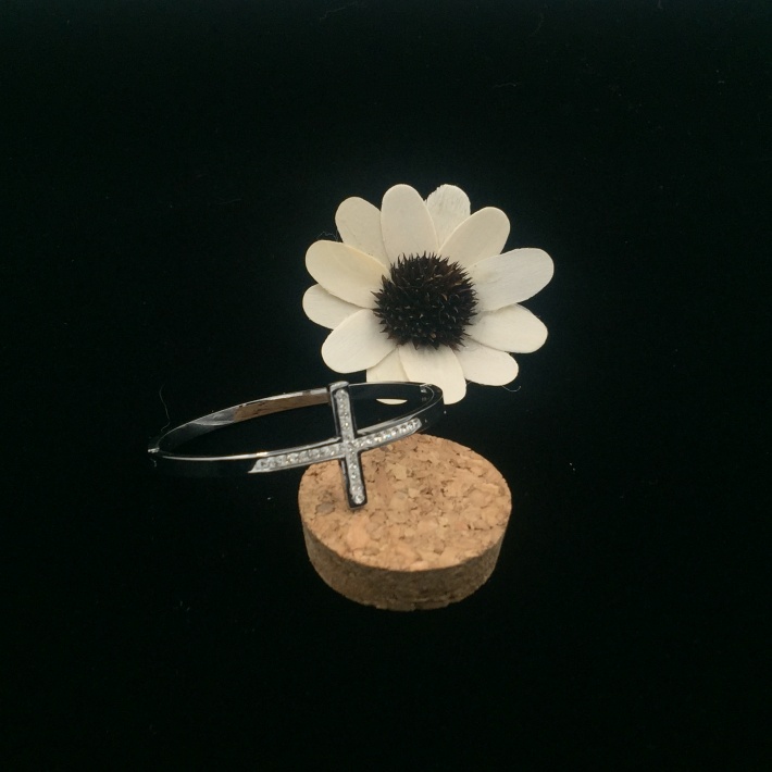 Fashion Trend 316L Stainless Steel Hollow Silver Bracelet Fashion Trend 316L Stainless Steel Hollow Silver Bracelet