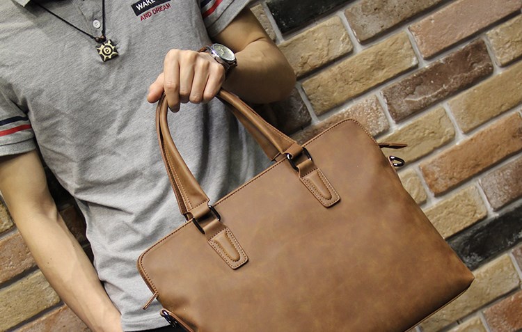 Korean Style Fashion Men's Bag Horse Leather Men's Handbag Shoulder Bag Men's Briefcase Multifunctional Computer Bag Casual Korean Style Fashion Men's Bag Horse Leather Men's Handbag Shoulder Bag Men's Briefcase Multifunctional Computer Bag Casual