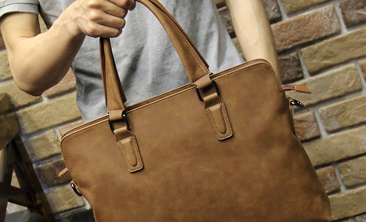 Korean Style Fashion Men's Bag Horse Leather Men's Handbag Shoulder Bag Men's Briefcase Multifunctional Computer Bag Casual Korean Style Fashion Men's Bag Horse Leather Men's Handbag Shoulder Bag Men's Briefcase Multifunctional Computer Bag Casual