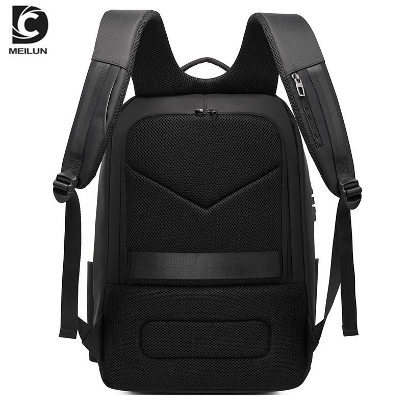 DC CrossBorder New MultiFunction Business Backpack Male USB Large Capacity Computer Bag Gift Student AntiTheft Backpack