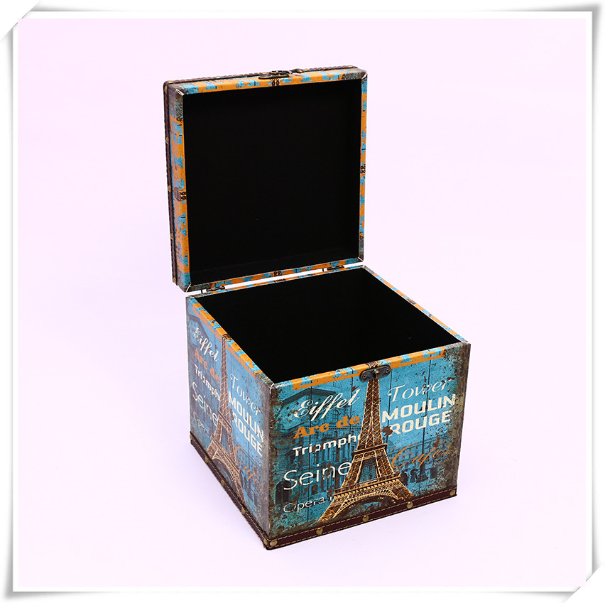 European-Style Retro Suitcase Storage Box Wooden Box Vintage Travel Props Leather Suitcase Distressed Creative Ornaments