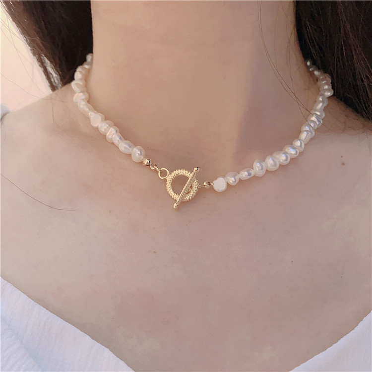 French Style Retro Baroque Shaped Freshwater Short Pearl Necklace Necklace Necklace Bracelet OT Buckle Choker Fine Collar