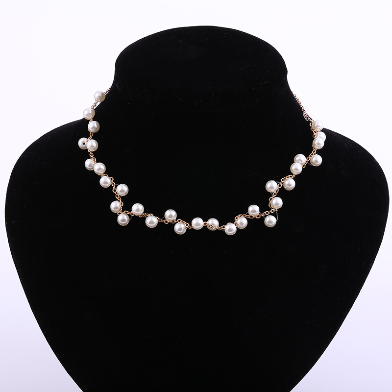 Foreign trade exaggerated wave pearl necklace Korean version simple clavicle choker necklaces jewelry alloy collar manufacturers wholesale