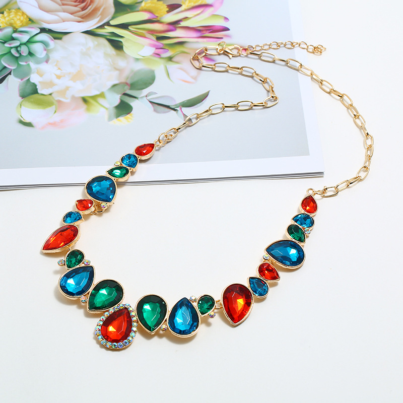 European and American exaggerated necklace collarbone chain short style female decorative necklace drop set diamond alloy jewelry wholesale choker European and American exaggerated necklace collarbone chain short style female decorative necklace drop set diamond alloy jewelry wholesale choker