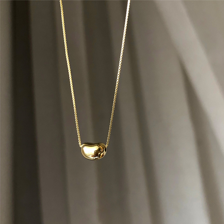 Titanium Steel Necklace Jequirity Bean Pendant Necklace Clavicle Chain Internet Celebrity Minimalist Temperament Choker Cold Style All-Match Necklace Titanium Steel Necklace Jequirity Bean Pendant Necklace Clavicle Chain Internet Celebrity Minimalist Temperament Choker Cold Style All-Match Necklace