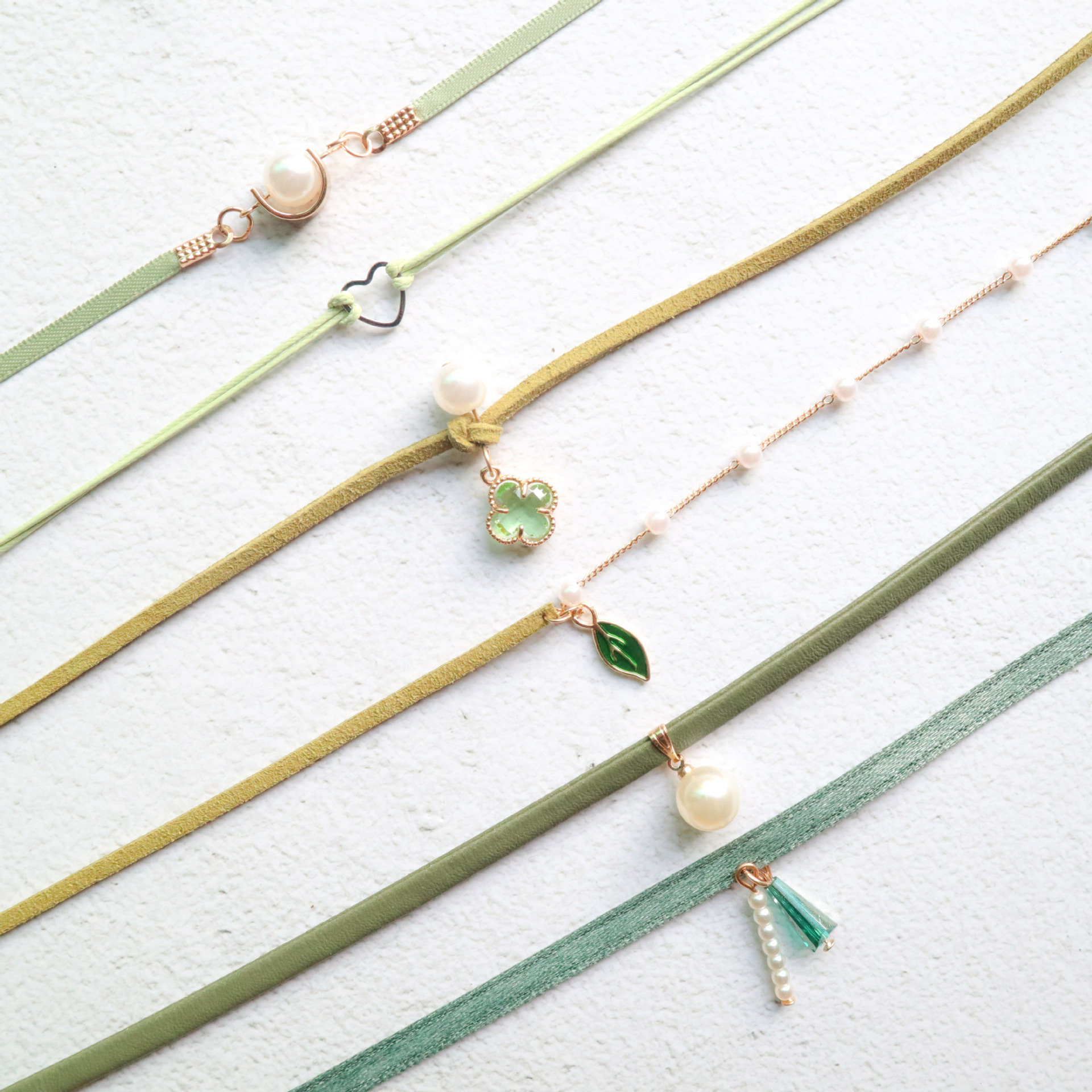 New Accessories Spring Color Super Fairy Mori Girl Crystal Green Leaf Pendant Choker Necklace Clavicle Chain Necklace
